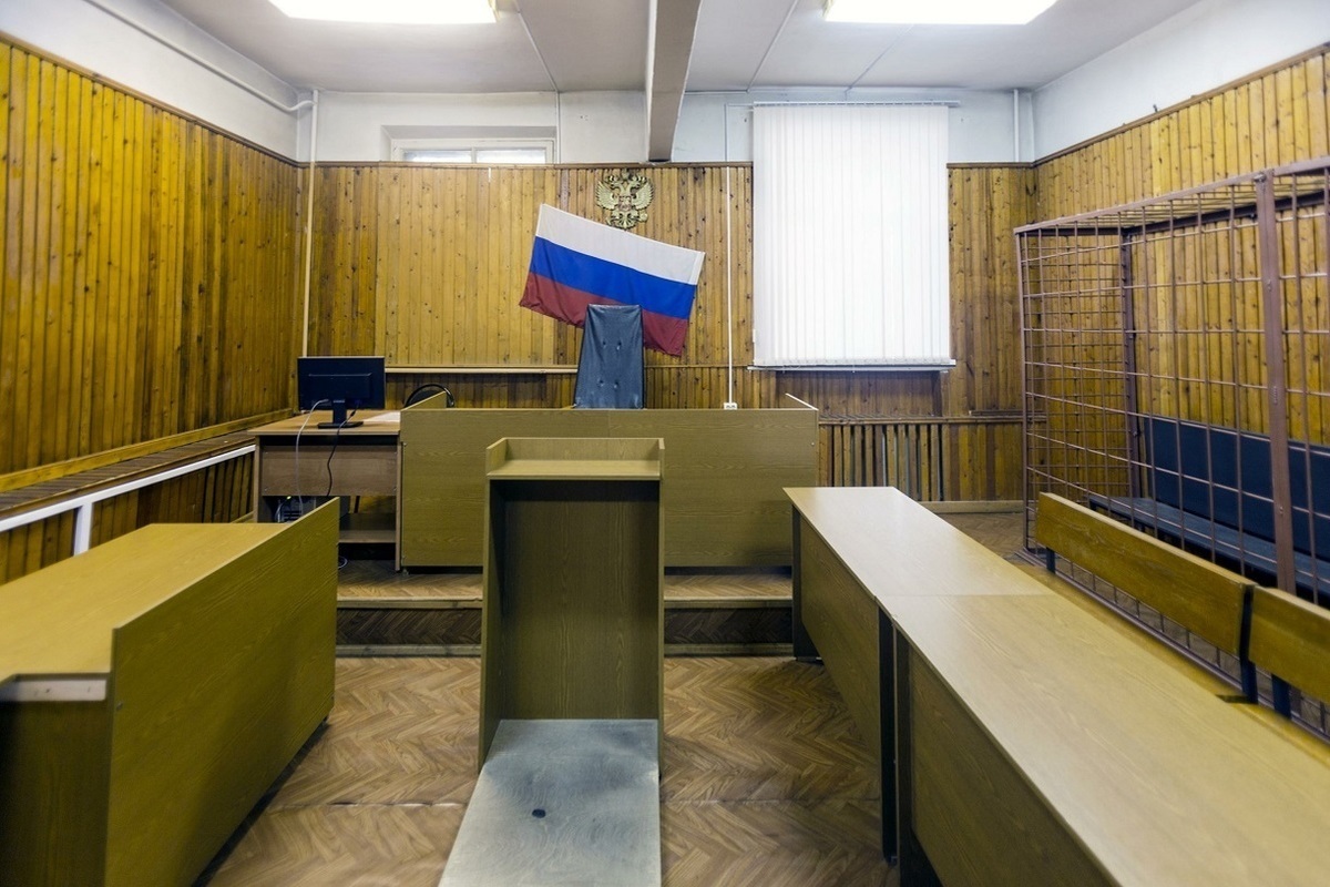 Россиянин получил 8 лет тюрьмы за попытку поджога военкомата — Financial Times