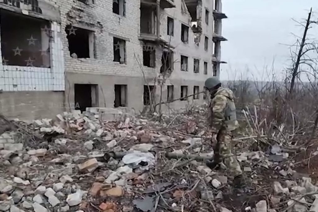 Военкоры РВ: ЧВК «Вагнер» продолжает мощный штурм Артемовска, ВСУ отступают — Financial Times