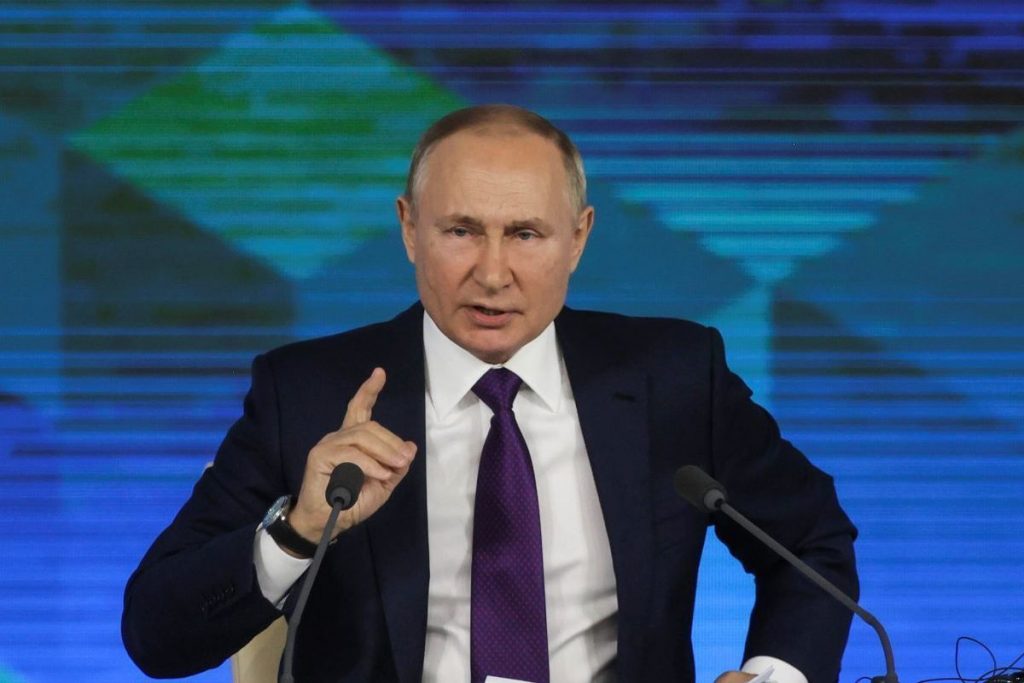 Путин призвал поддерживать в России многообразие национальных языков, которых более 170 — Financial Times