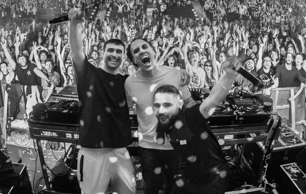 Fred Again.., Skrillex и Four Tet объединились для записи нового трека «Baby Again..» — Fil