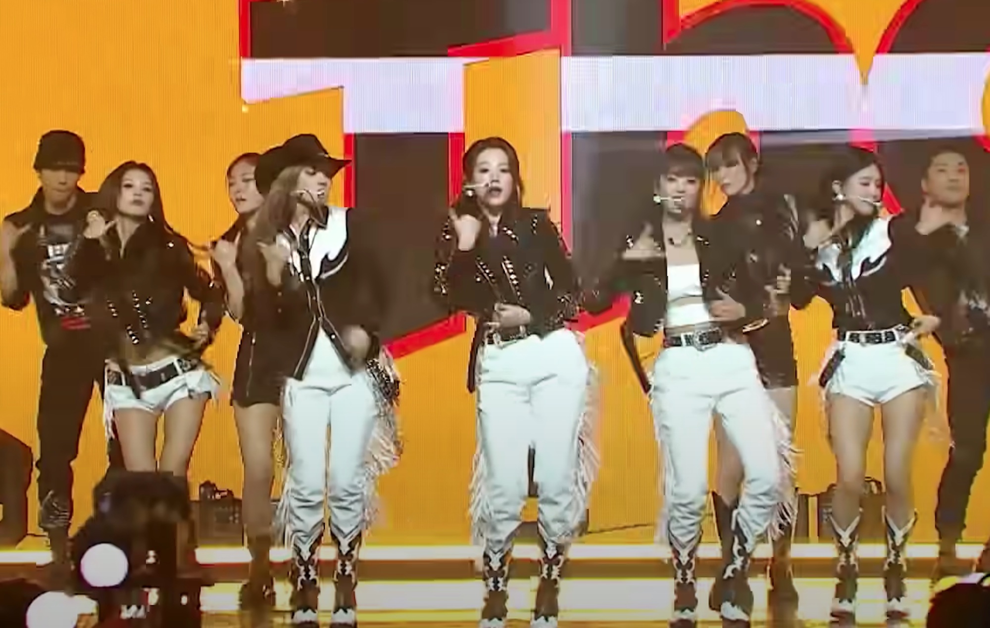 Посмотрите яростный кавер (G)I-DLE на «That That» в исполнении PSY и Шуги из BTS — Fil