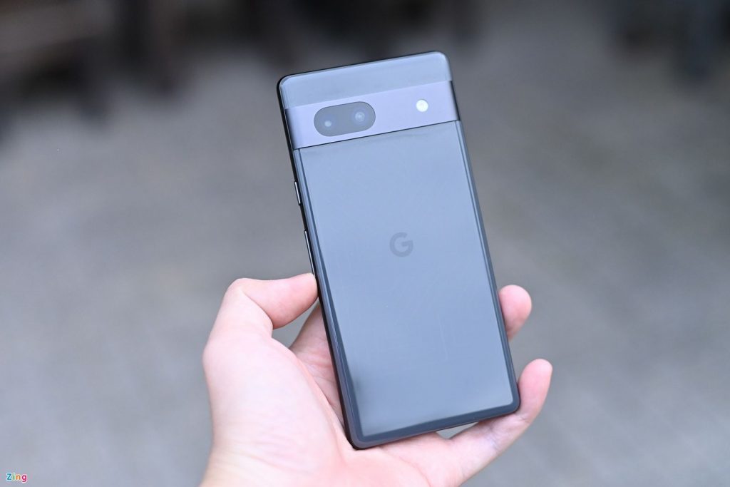 Кто-то пытался продать прототип Google Pixel 7a, но ничего не вышло