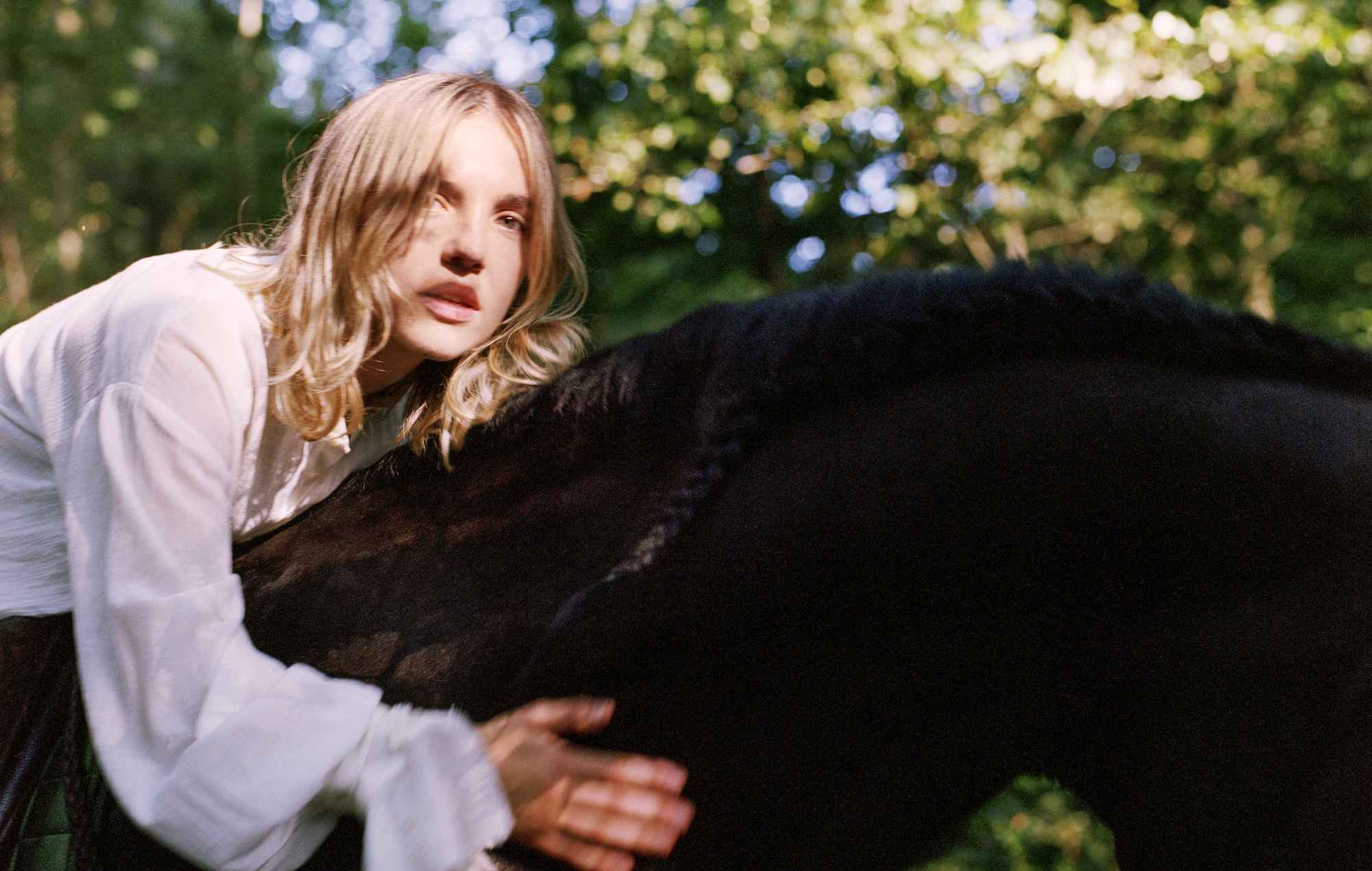 The Japanese House возвращаются с новым синглом «BOYHOOD» — Fil