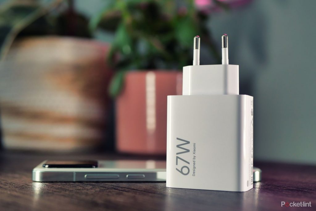 Прототип Xiaomi 13 оснащен аккумулятором емкостью 6000 мАч благодаря впечатляющей твердотельной технологии