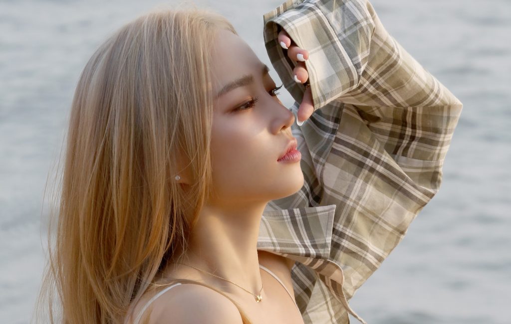 Ёын из CLC представила новую сольную песню «Strange Way To Love» — Fil