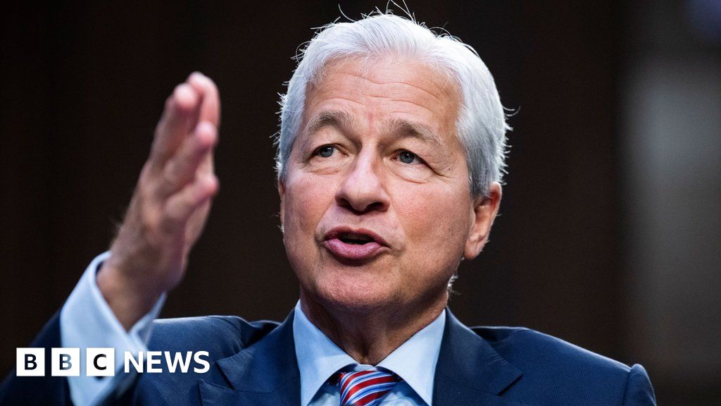 Глава JPMorgan Джейми Даймон предупреждает, что банковский кризис «еще не закончился»