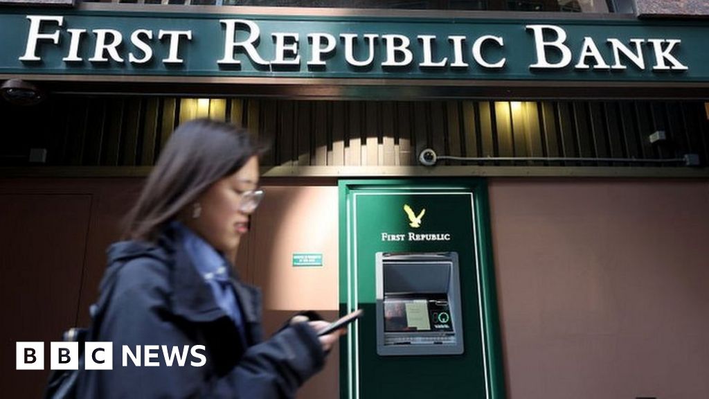 First Republic Bank: в этом году снято более 100 миллиардов долларов
