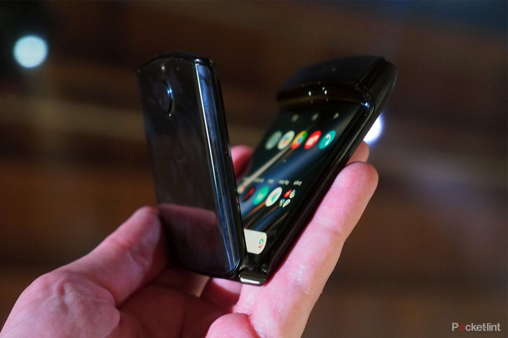 Motorola Razr Lite может урезать некоторые функции, чтобы быть более удобным для вашего кошелька