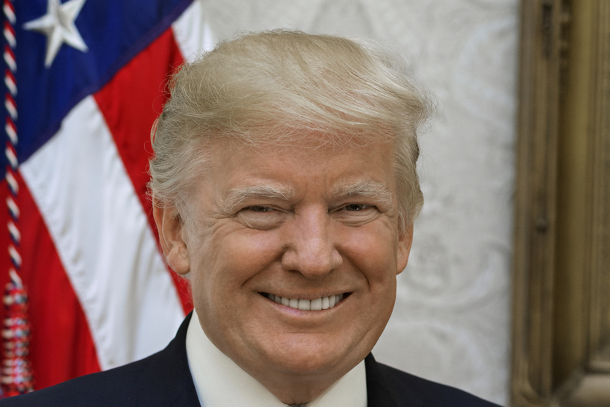 Трампу предъявят обвинение минимум в одном преступлении — Financial Times