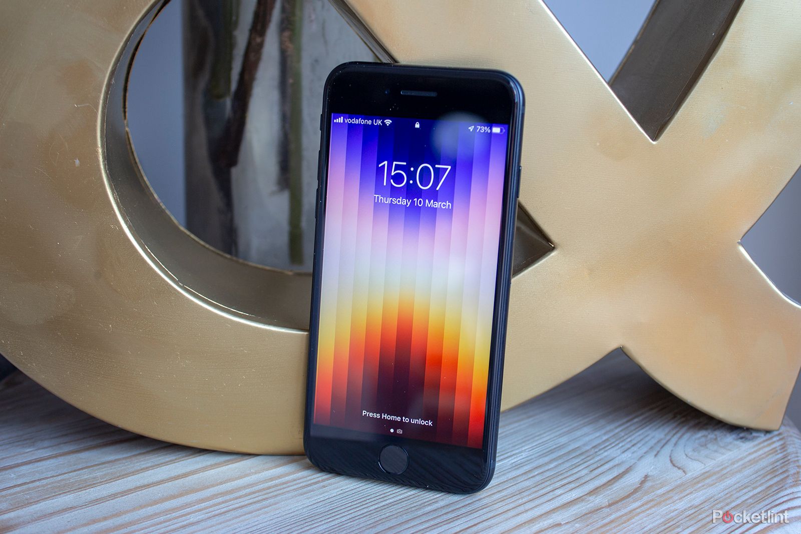 Путаница с Apple iPhone SE, поскольку обновление дизайна может произойти через годы, если вообще когда-либо