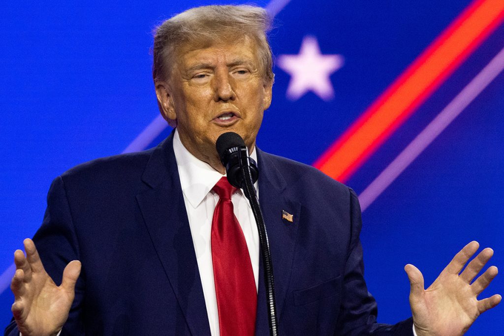 С Трампа сняли арест — Financial Times