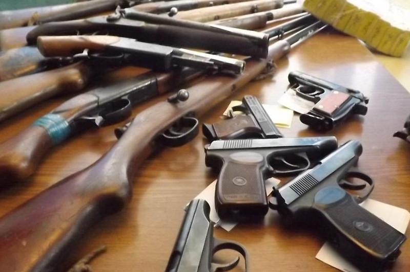 9 единиц оружия сдали полиции жители Павлодарской области