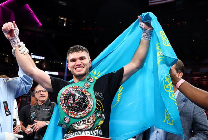 Казахстанский боксер вошел в топ-5 рейтинга IBF