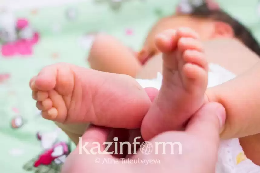 403,9 тысячи детей родились в 2022 году в Казахстане