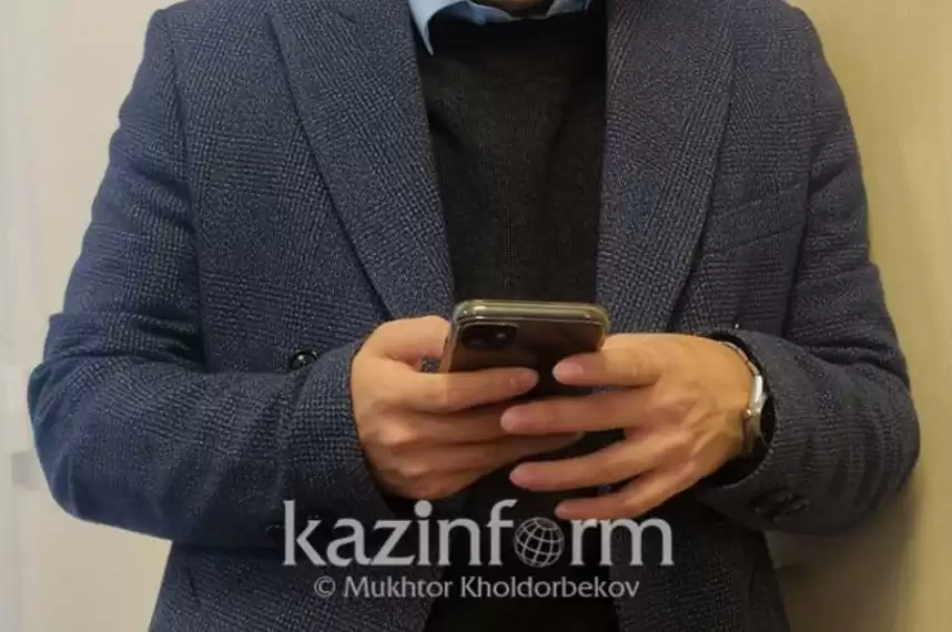 Укравшего у жителей мобильные телефоны мошенника осудили в Кызылординской области