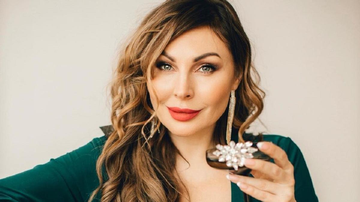 42-летняя звезда сериала «Счастливы вместе» стала мамой — Fil
