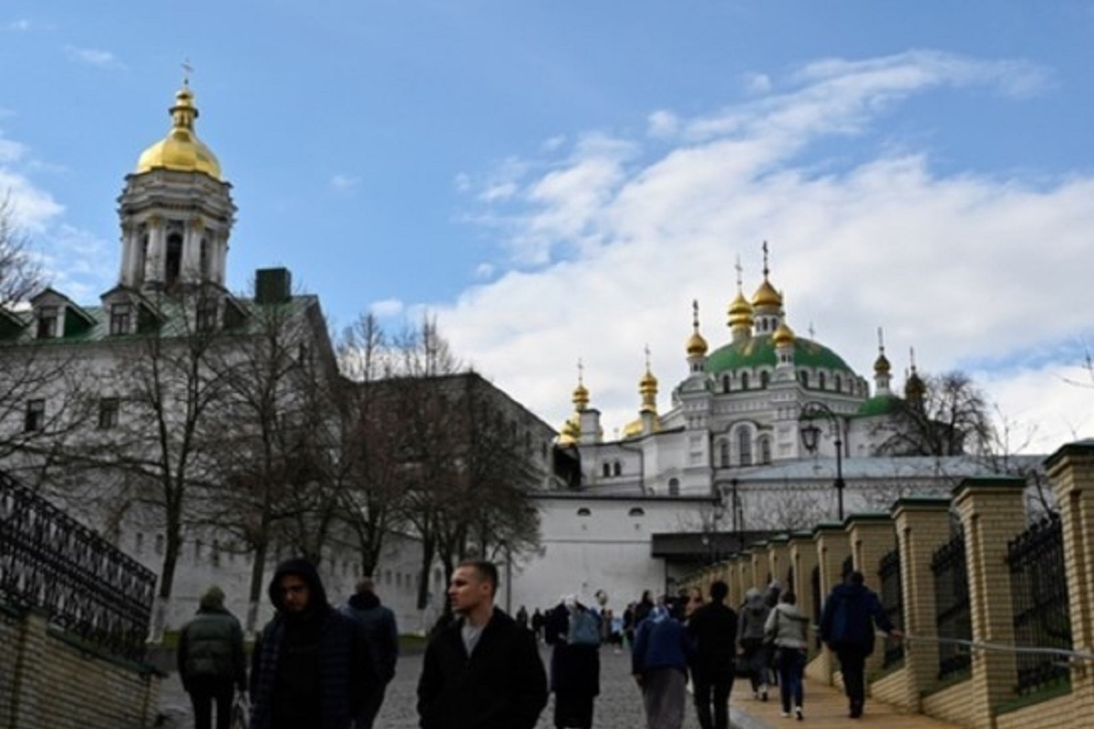 В Киево-Печерской лавре заперли монахов — Financial Times