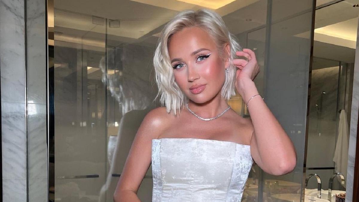 «Вот почему я плачу»: в новом треке Клава Кока призналась, что мечтает о детях — Fil