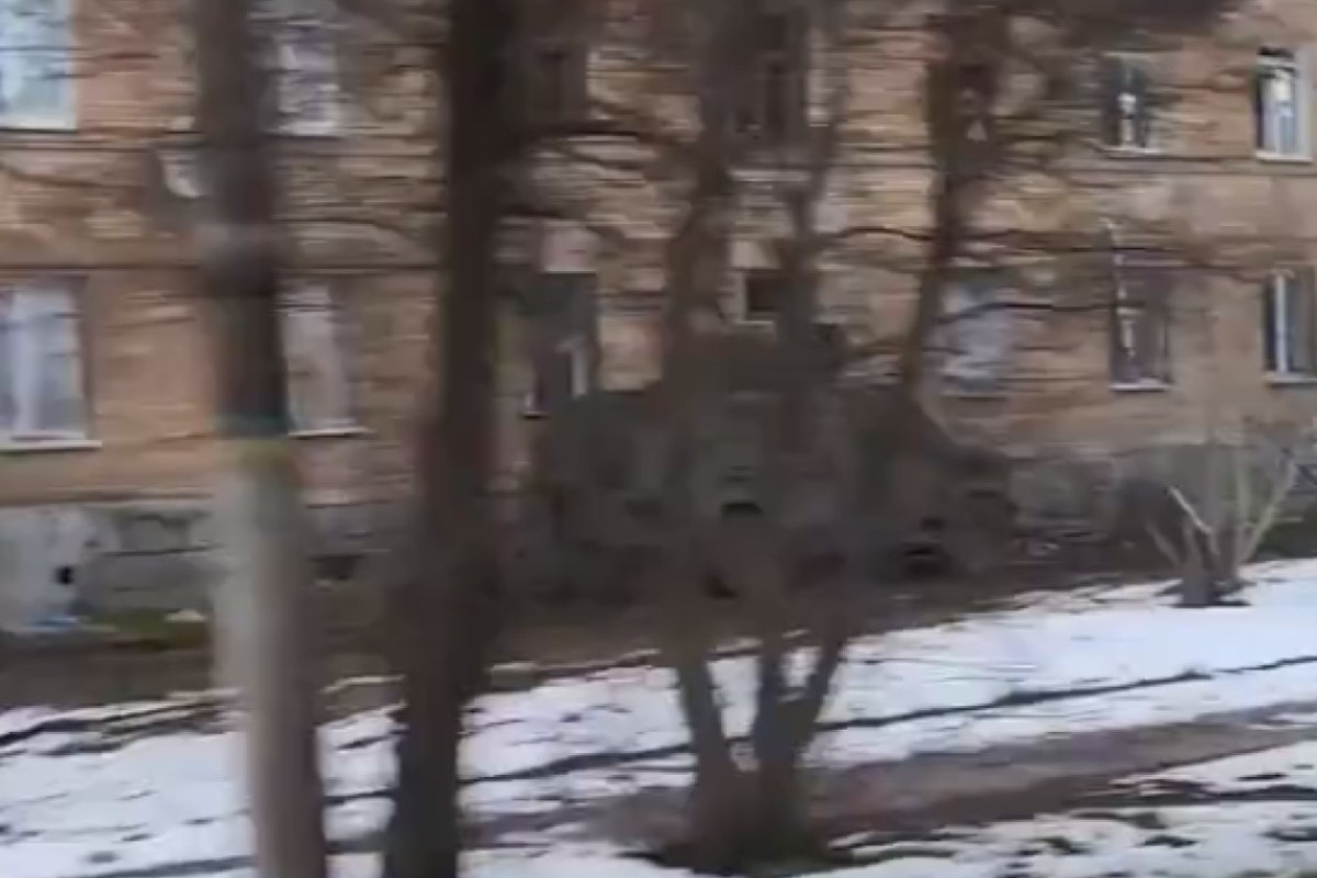 Военкоры: В Часовом Яре ВСУ прячут военную технику за жилыми домами — Financial Times