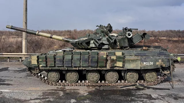В Польше начали ремонтировать украинские танки Т-64 — Financial Times