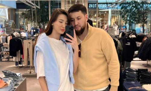 Сабина Алтынбекова показала новое фото с мужем