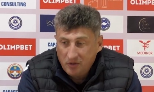«У меня слов нет». Цхададзе обвинил своих футболистов в пятом подряд поражении «Каспия»
