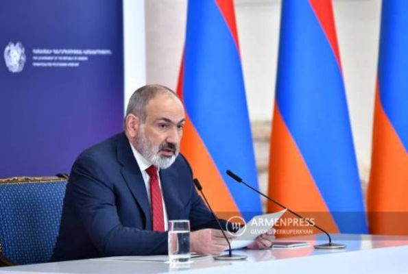 Азербайджан провокациями добивается эскалации — Пашинян — Financial Times