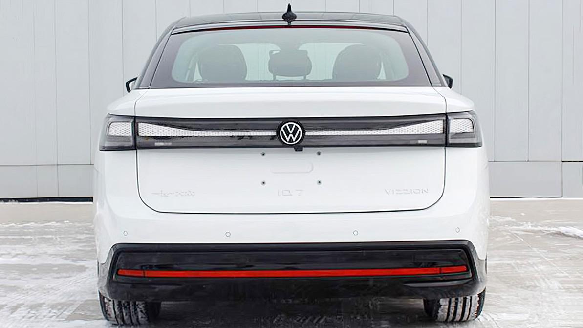 Серийный Volkswagen ID.7 раскрыт в Китае — Alfacar.kz