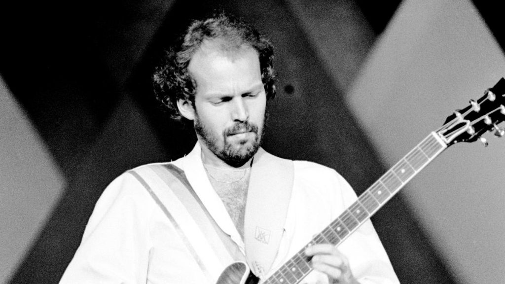 Умер гитарист группы ABBA Лассе Велландер — Fil