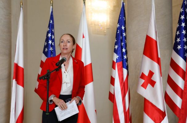 Битва за грузинских судей: США настаивают на санкциях — Financial Times