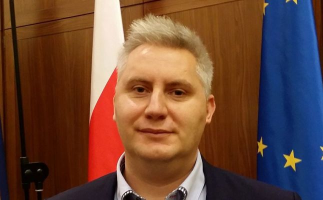 «Мы шокированы украинизацией своей страны!» — польский политолог — Financial Times