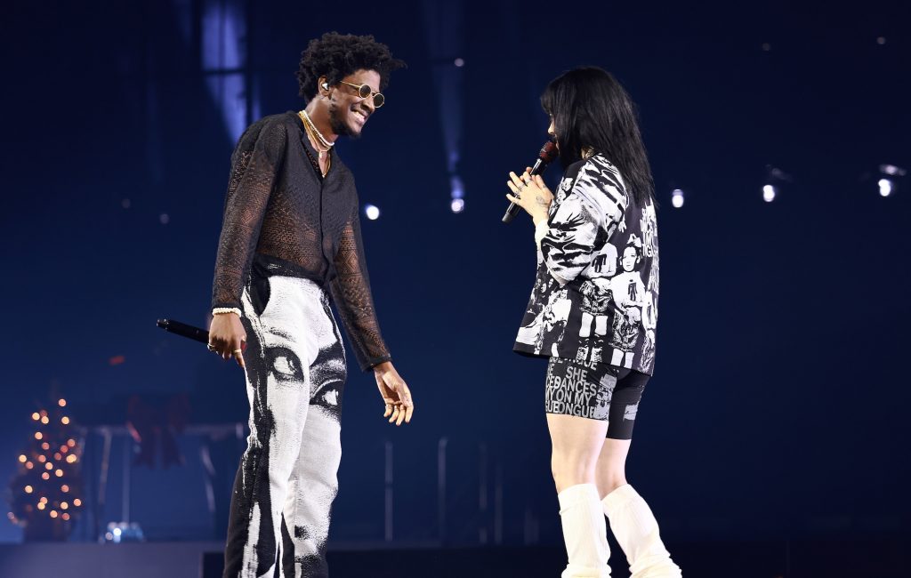 Labrinth и Billie Eilish, как сообщается, выпустят новую песню «Euphoria» «Never Felt So Alone». — Fil