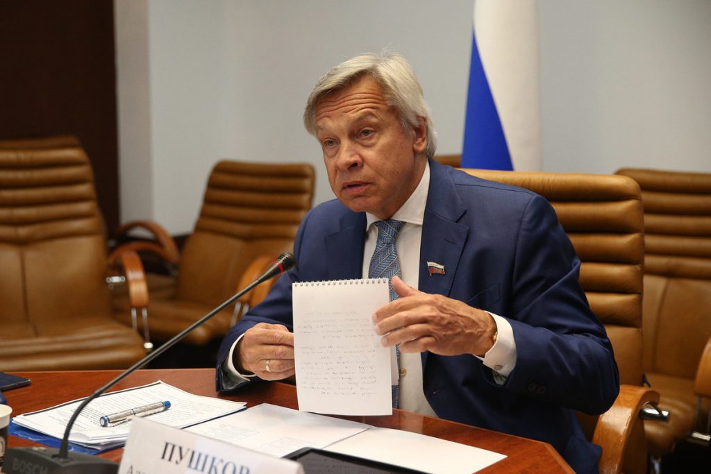 Пушков предлагает наказывать за треш-стримы с несовершеннолетними двумя годами заключения — Financial Times