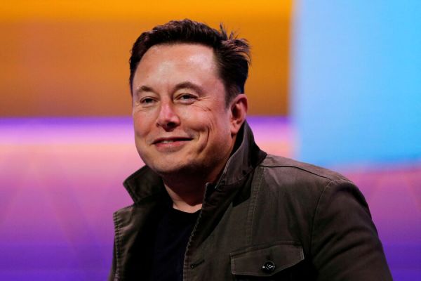 Не фильтровать: Маск призвал передать свободу слова от пяти главных редакторов людям — Financial Times