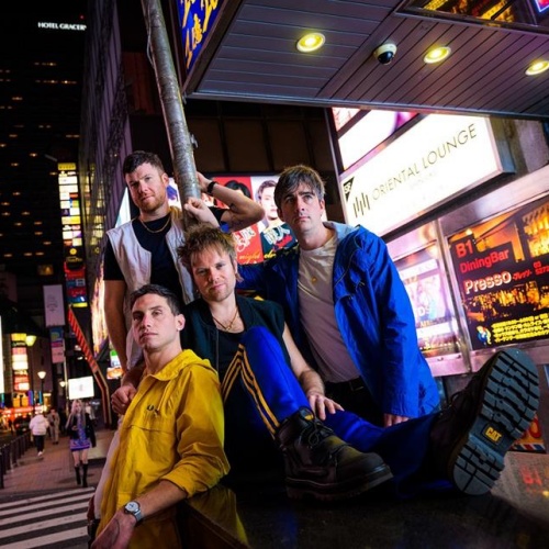 Войдите в первый в истории альбом Shikari net номер 1 с «A Kiss for the Whole World» — Fil