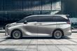 Новый Lexus LM получил турбомотор 2.4 и стал глобальным