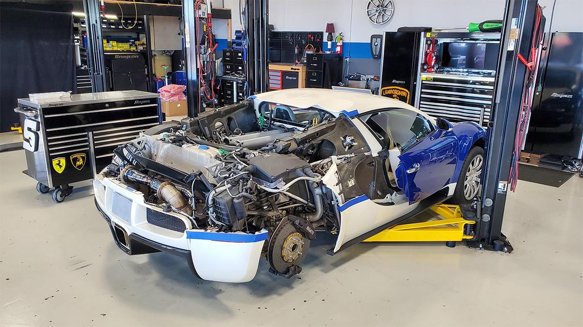 Замена свечей на Bugatti Veyron: сколько требует времени и сколько стоит