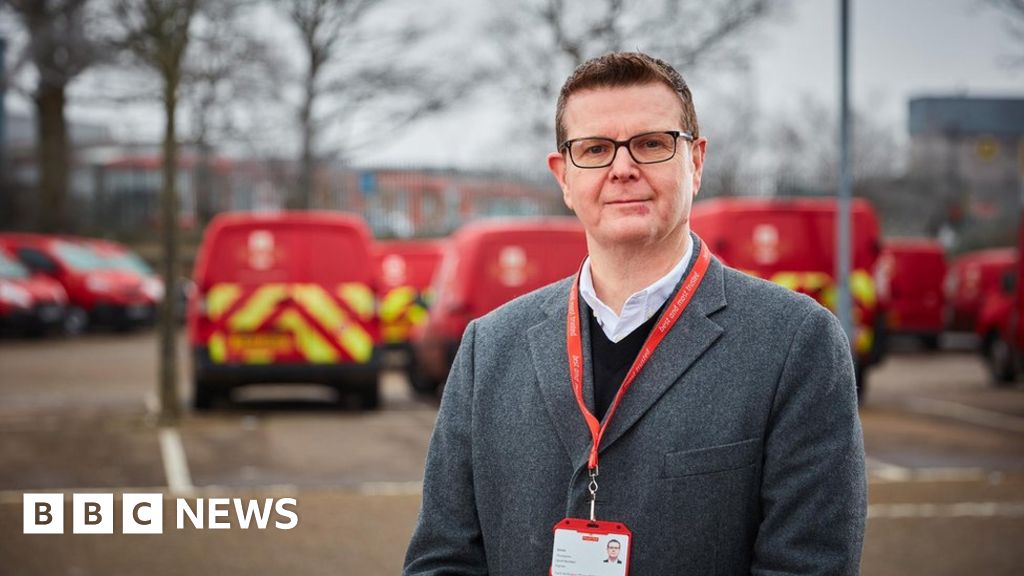 Глава Royal Mail Саймон Томпсон уходит в отставку