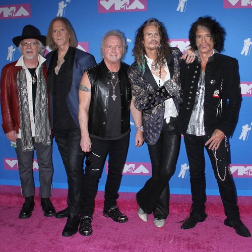 Aerosmith устраивают прощальный тур — Fil
