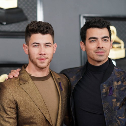Jonas Brothers отправятся в летний тур из 35 концертов — Fil