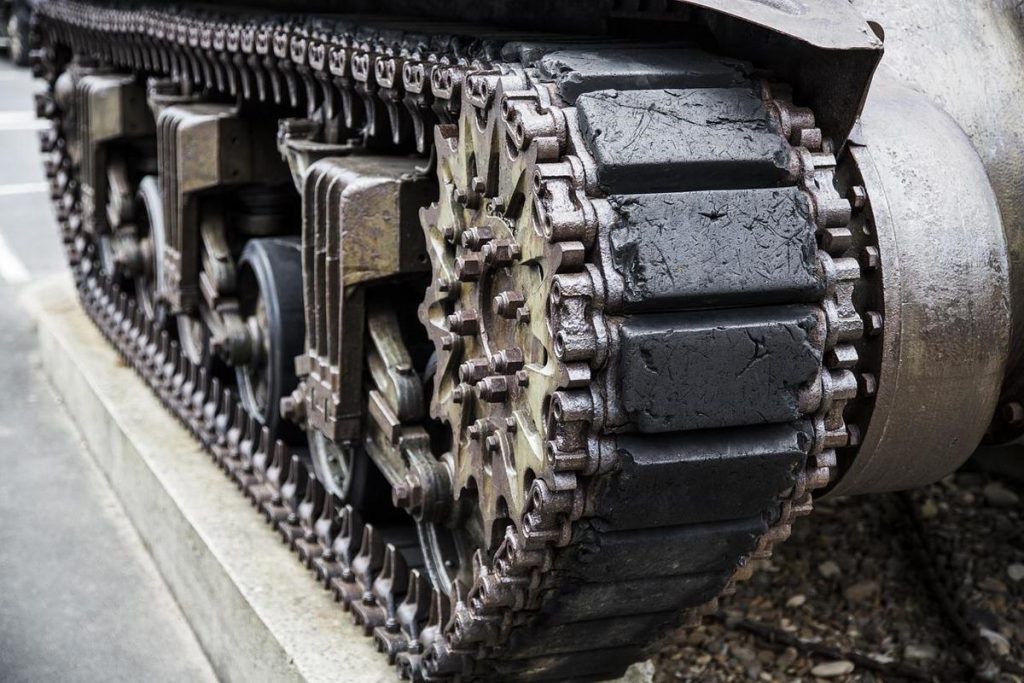 СМИ: к Приднестровью движется колонна танков Leopard 2 — Financial Times
