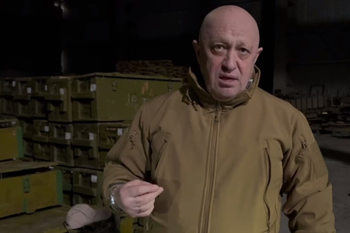 Пригожин показал «сокровища складов Соледара»: вооружить миллион россиян — Financial Times