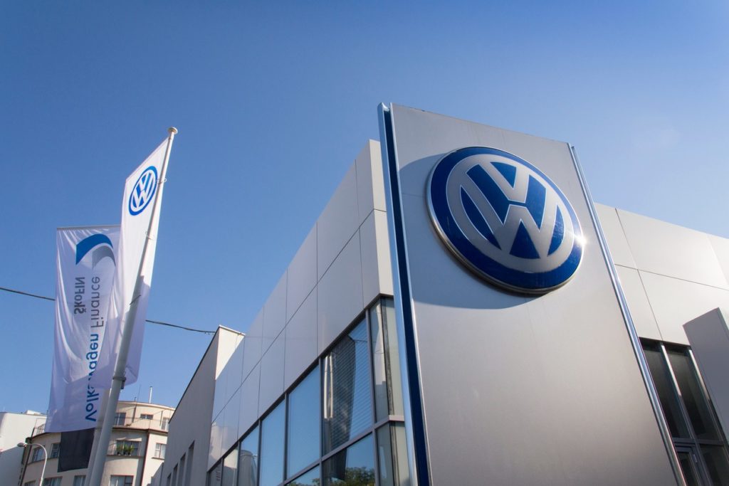 Автодилер «Авилон» завершил покупку российского бизнеса Volkswagen