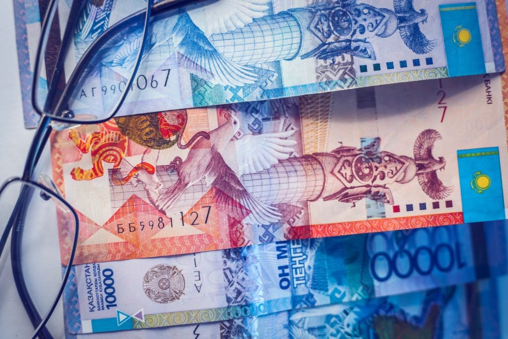 Банки с лучшей репутацией: кто успешно управляет займами в Казахстане
