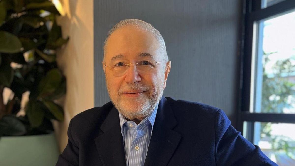 «Должен огорчить всех каркающих»: Петросян высказался о своей госпитализации — Fil