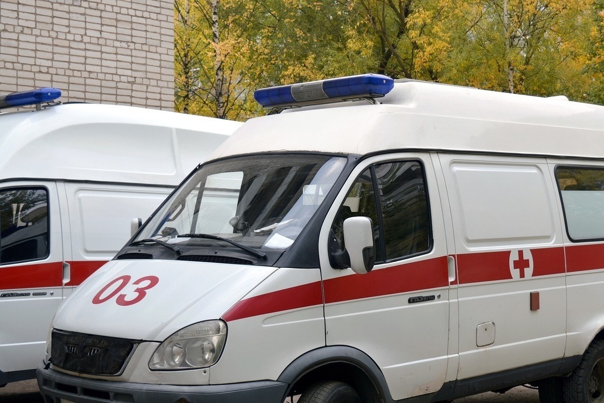 В Москве 16-летний подросток пролетел пять этажей при падении лифта — Financial Times