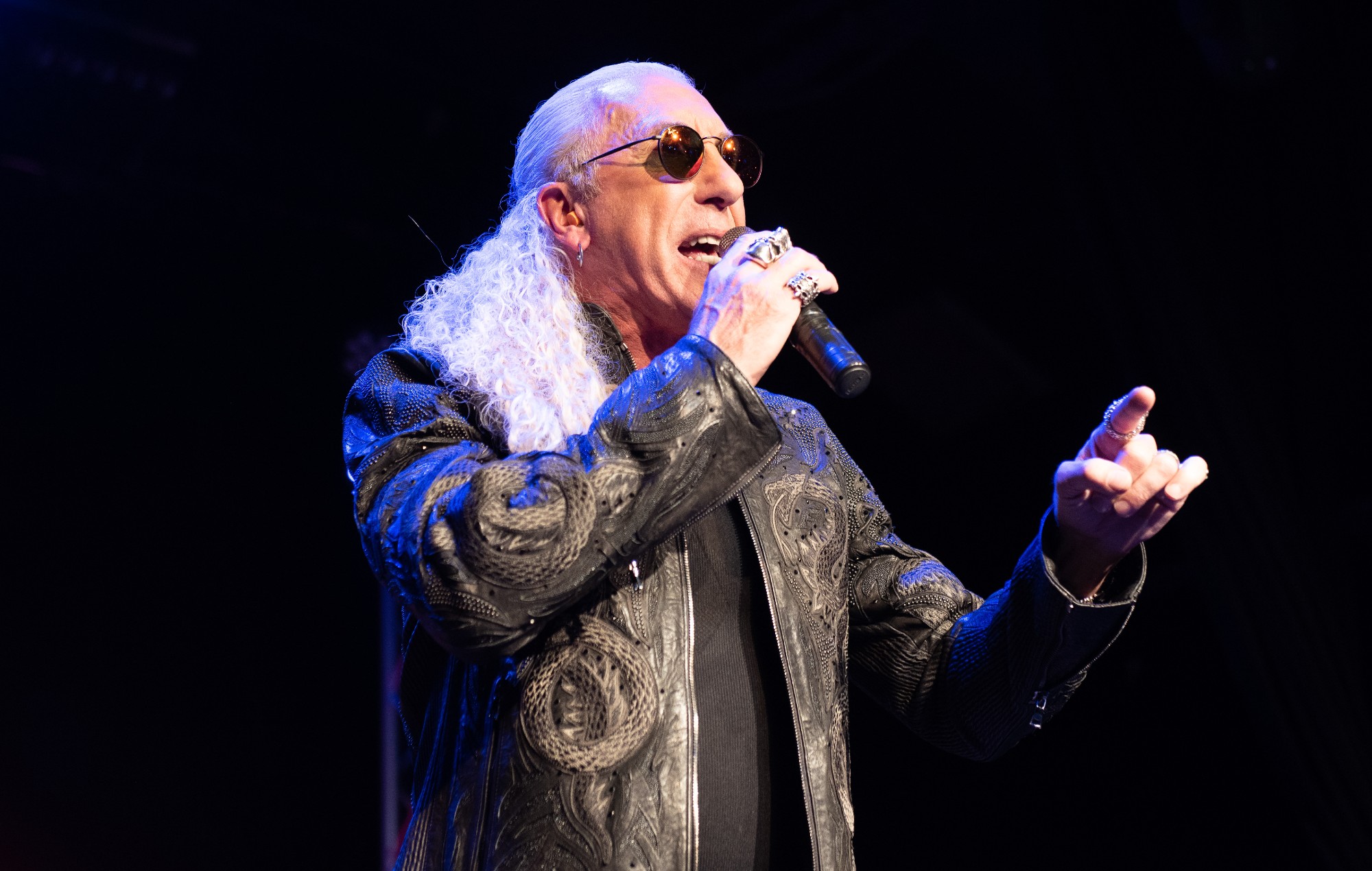 Ди Снайдер из Twisted Sister отвергает обвинения в трансфобии после поддержки Пола Стэнли — Fil
