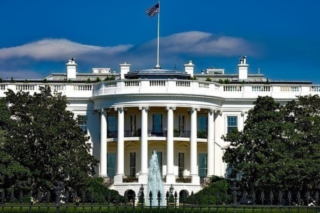 США готовы ограниченно снять санкции с РФ для обмена заключенными — Financial Times