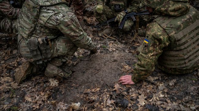 Запад накаляет ситуацию: ВСУ почти закончили подготовку к боевым действиям — Financial Times
