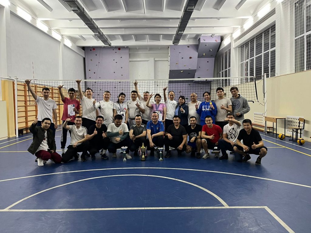 В Алмате прошел турнир по волейболу среди сотрудников территориальных подразделений МТИ